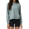 Vuori Long Sleeve Halo Crew - Women's, VINTG-PISTACHIO, Vintage Pistachio, VW241